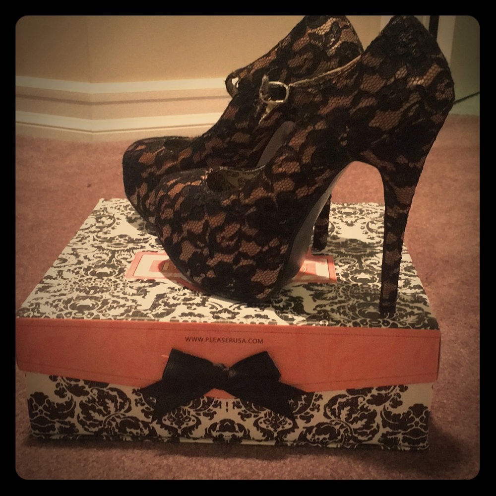 Bordello high heels